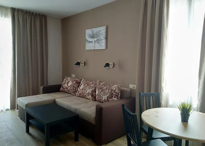 детелини Апартамент *