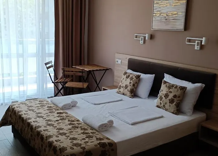 детелини * Приморско